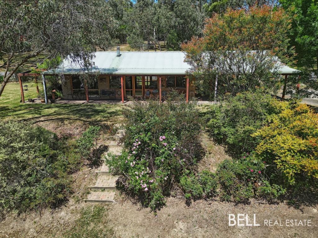 60 Bedford Rd, Cockatoo, VIC 3781