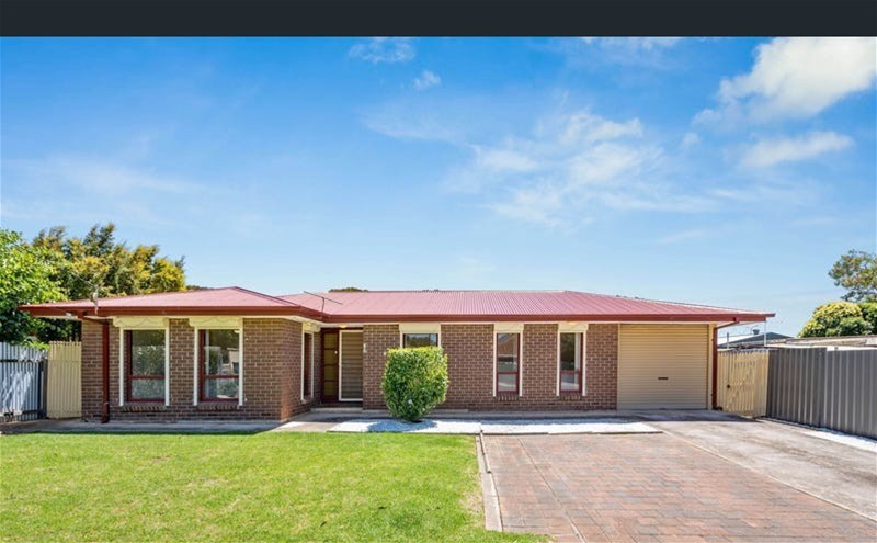 9 Lomond Cres, Morphett Vale, SA 5162