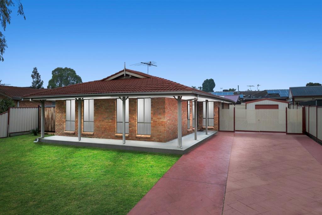 24 Bowman Dr, Mill Park, VIC 3082