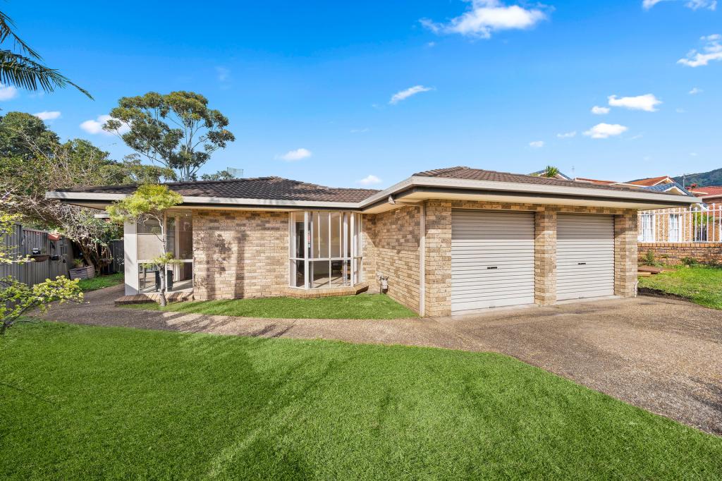 17 Hutchinson Dr, Balgownie, NSW 2519