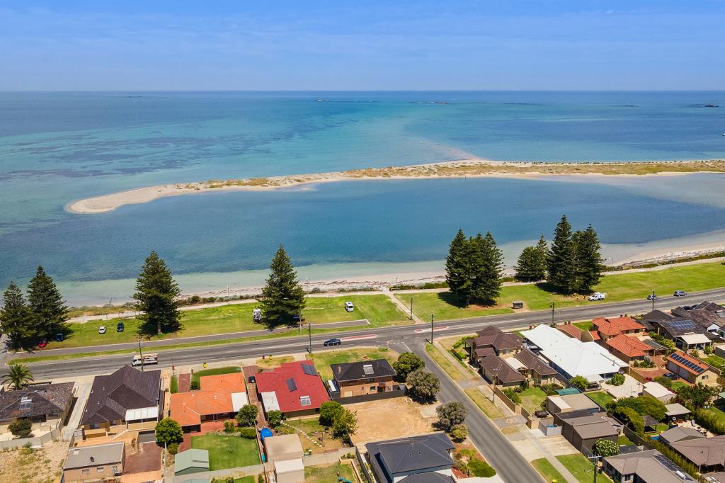 1 Hawker St, Safety Bay, WA 6169