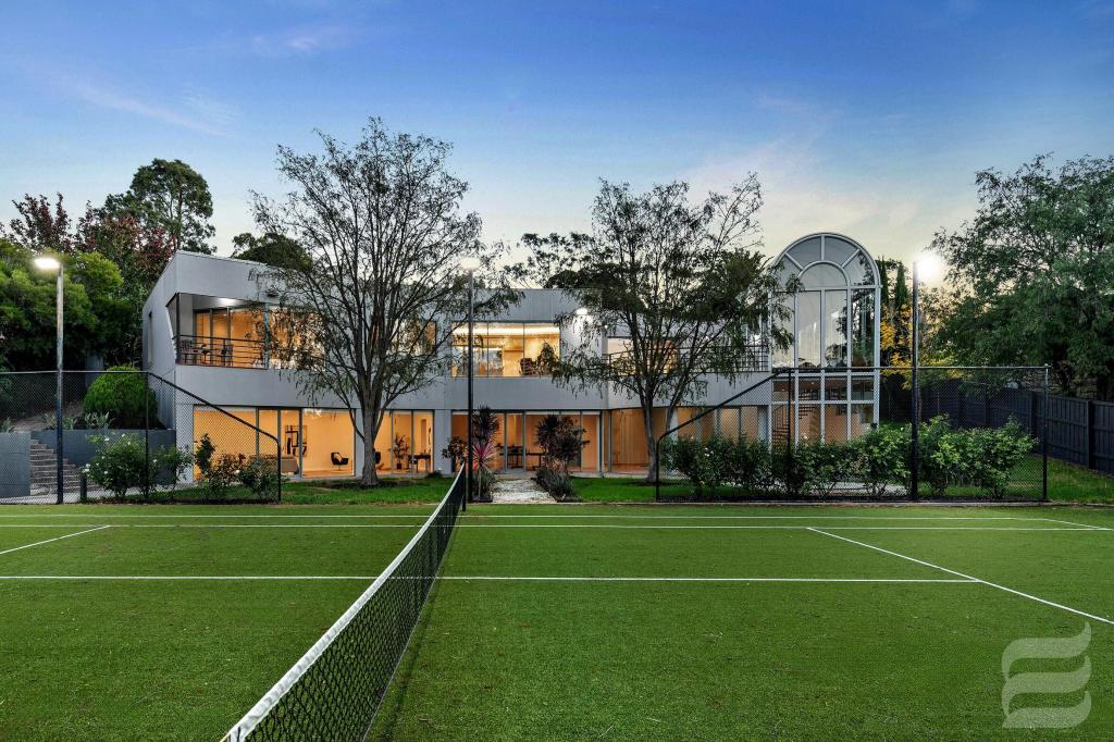 9 Mccutcheon Cl, Mount Eliza, VIC 3930