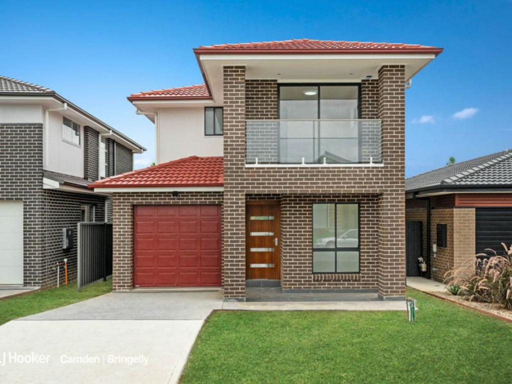 9b Leffler St, Oran Park, NSW 2570