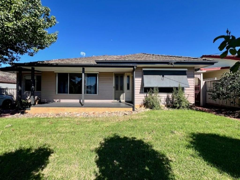 1 Gwenola Ct, North Bendigo, VIC 3550