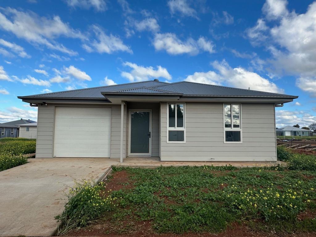 32 Watson Rd, Griffith, NSW 2680