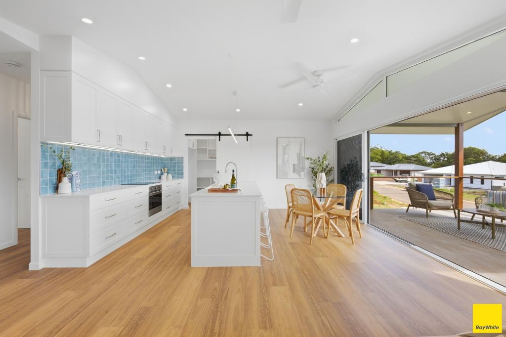 2 Mistflower Cl, Yungaburra, QLD 4884