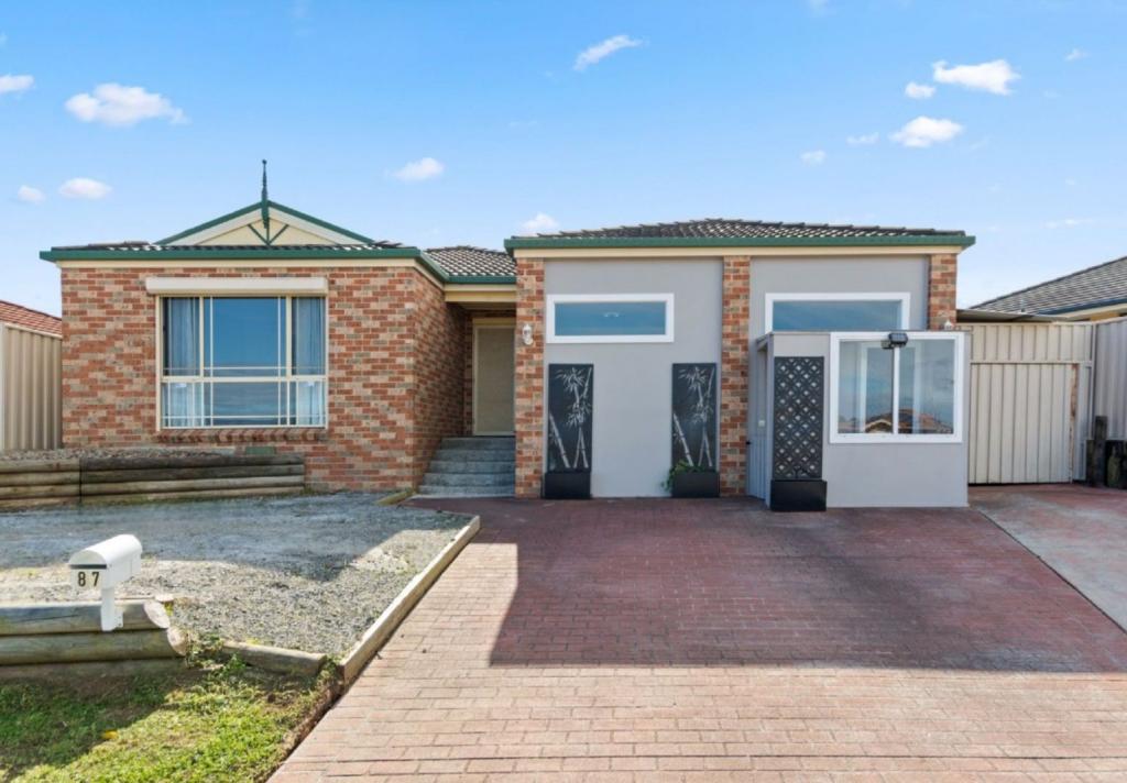 87 Horsley Dr, Horsley, NSW 2530