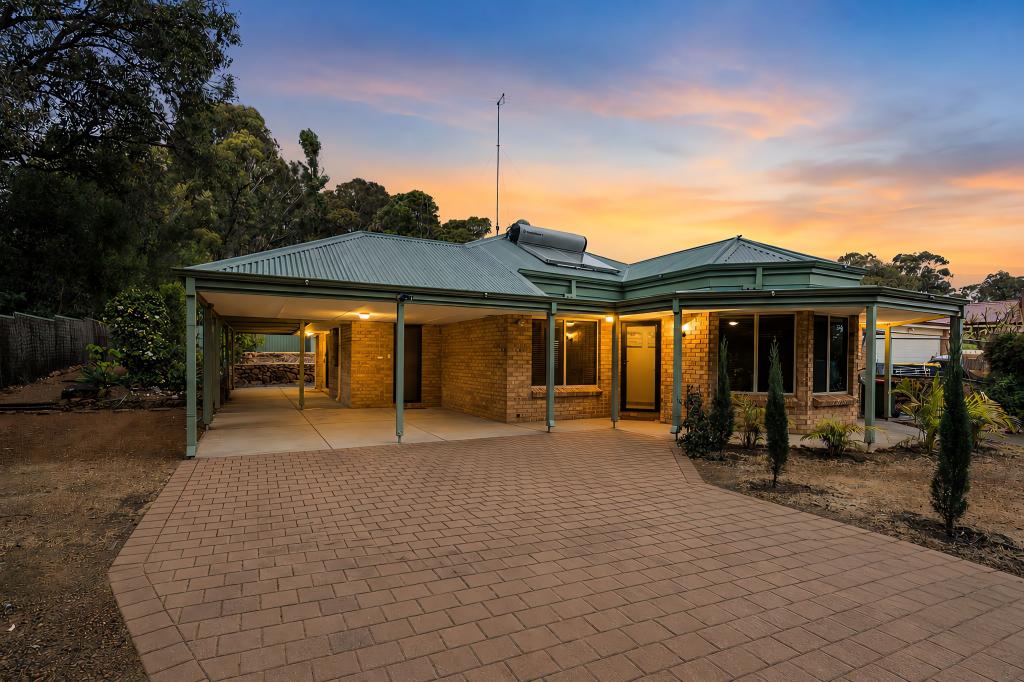 20 Mcneil Gr, Jarrahdale, WA 6124