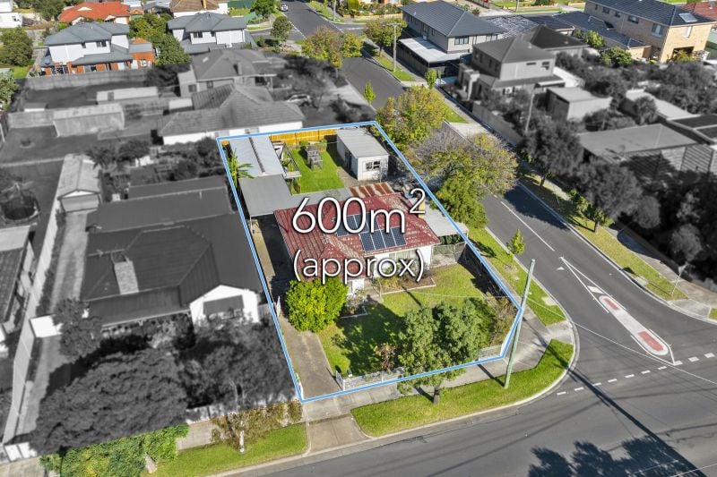 31 Berkshire Rd, Sunshine North, VIC 3020