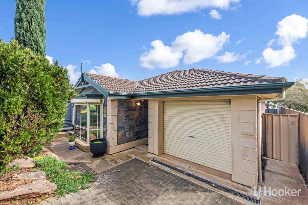10 Silvertop Ct, Craigmore, SA 5114