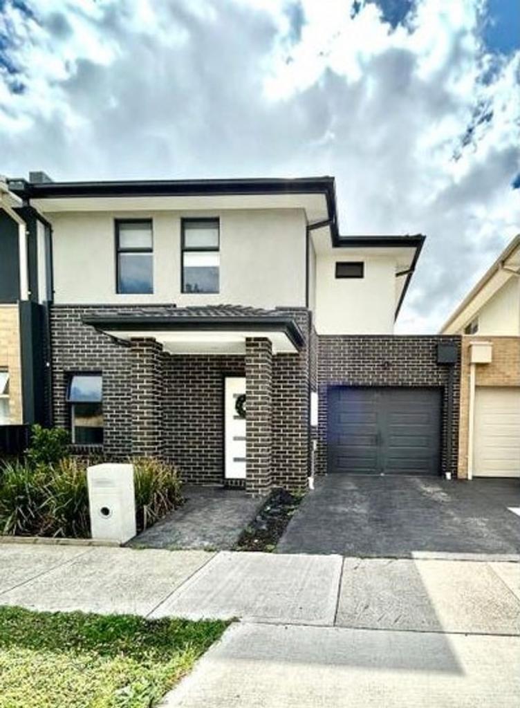 18 Spencer Cct, Cranbourne East, VIC 3977