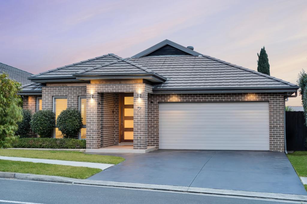 7 Higgins Ave, Elderslie, NSW 2570