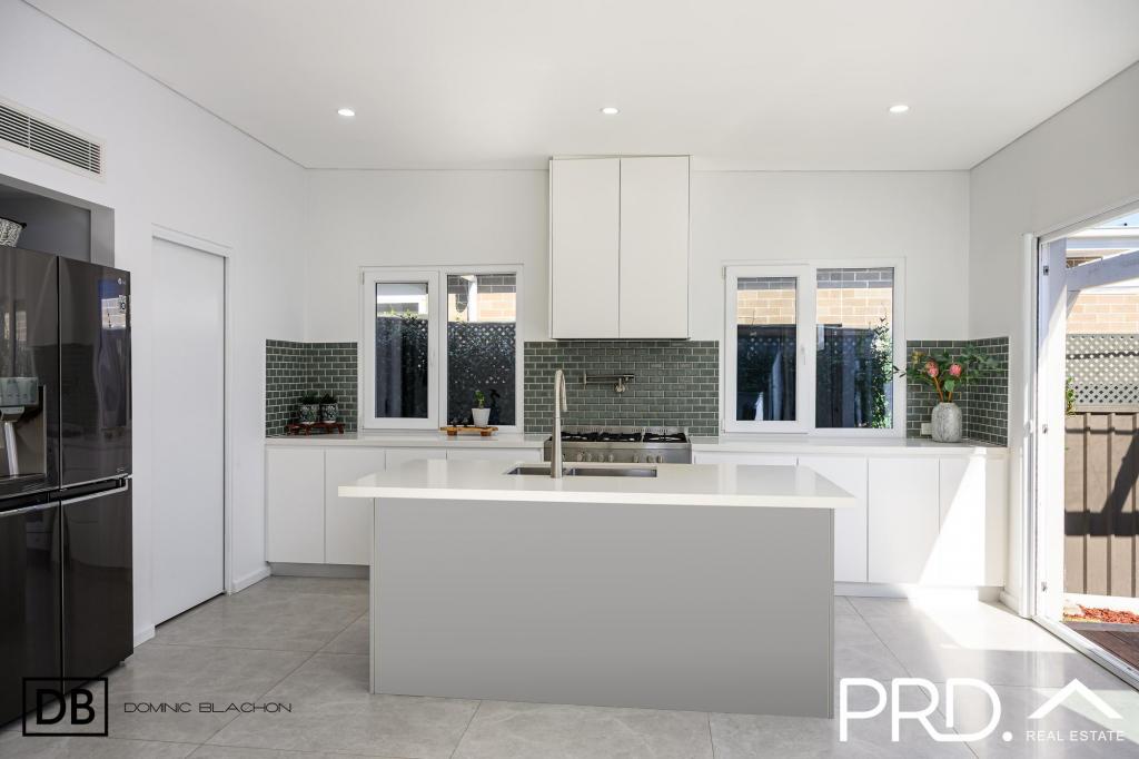 22 Harcourt Ave, East Hills, NSW 2213