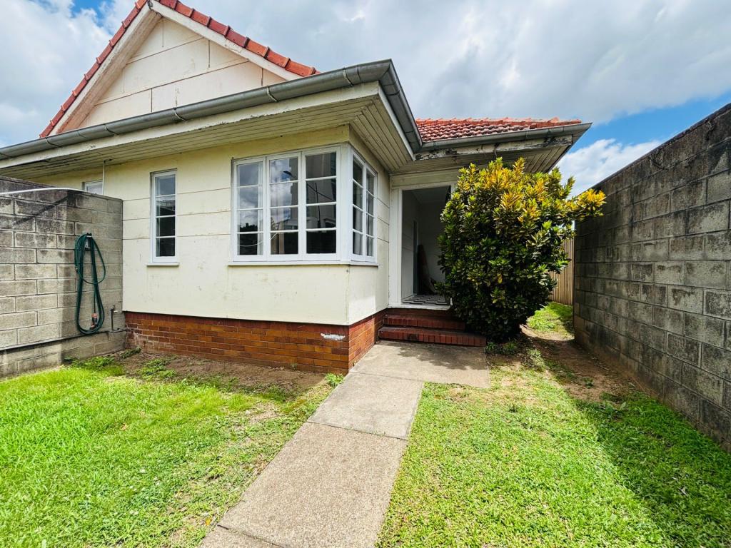 500 Kingsford Smith Dr, Hamilton, QLD 4007