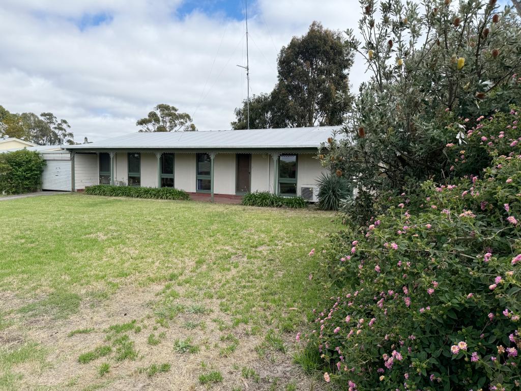 23 Alexander Ave, Naracoorte, SA 5271