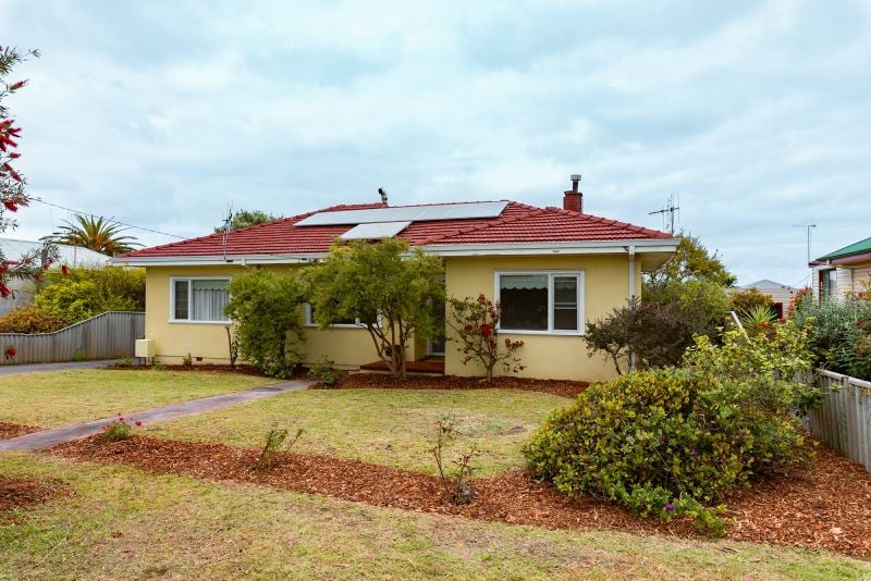 105 Angove Rd, Spencer Park, WA 6330