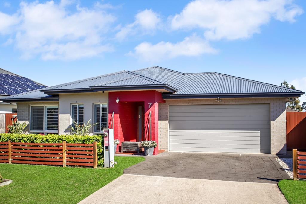 7 FANFLOWER ST, THE PONDS, NSW 2769