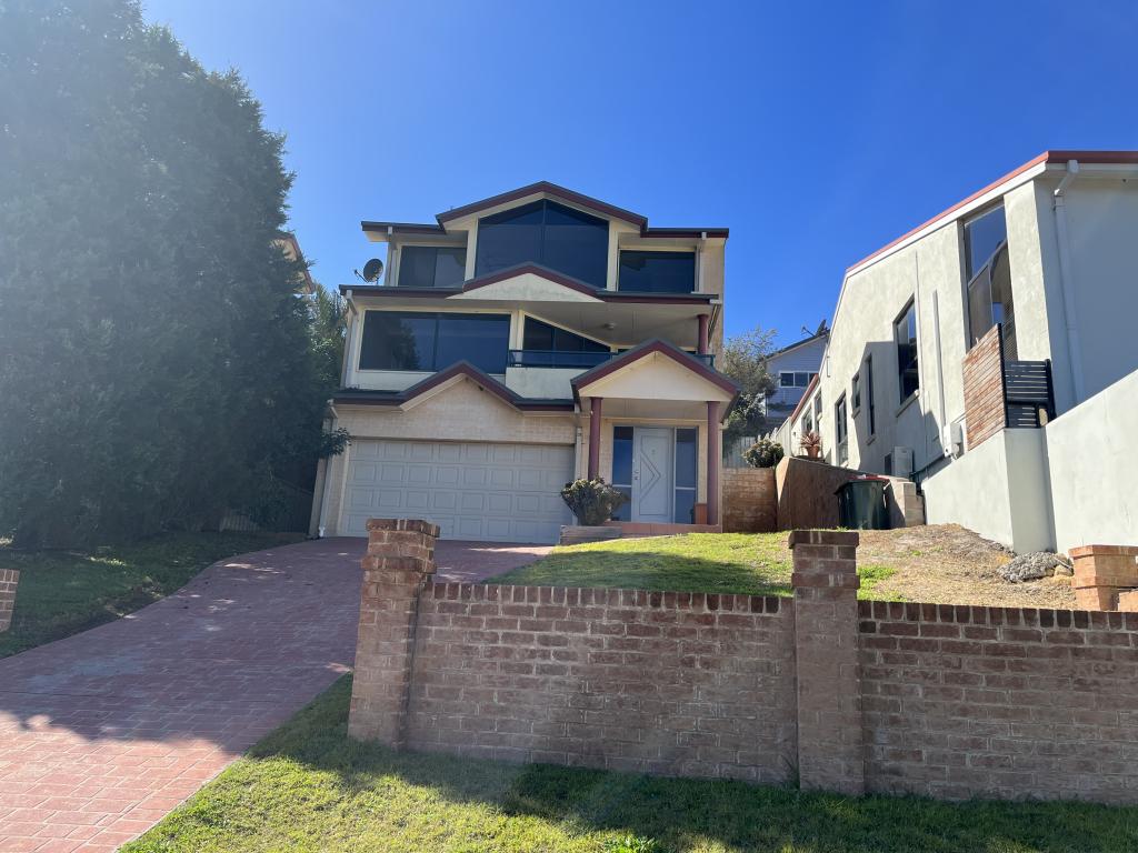 2/2A BELLMOUNT CL, ANNA BAY, NSW 2316