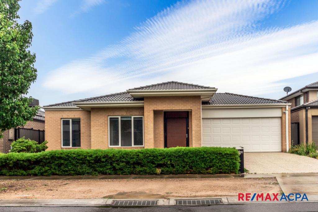 22 Maple Leaf Cres, Point Cook, VIC 3030