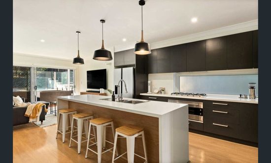 14 Ernest St, Camp Hill, QLD 4152