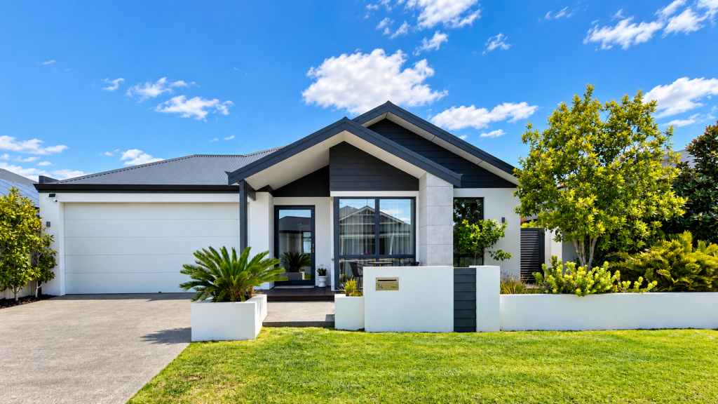 14 Chamaeleon App, Australind, WA 6233
