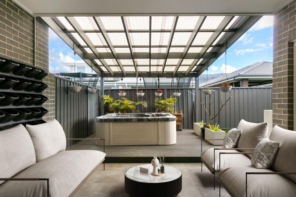23b Saddleback Cres, Stream Hill, NSW 2526