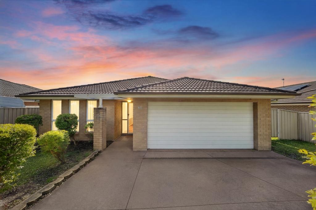 28 GRASSTREE AVE, WOONGARRAH, NSW 2259