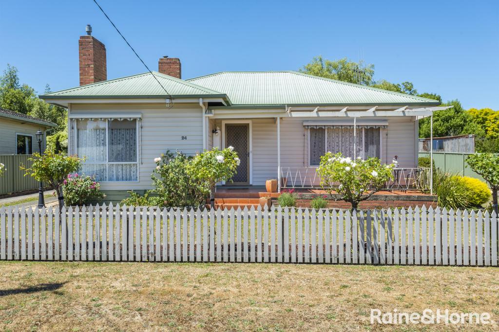 24 Wheatley St, Kyneton, VIC 3444