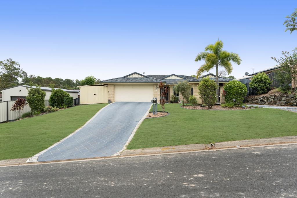 4 Kingman Ct, Pacific Pines, QLD 4211