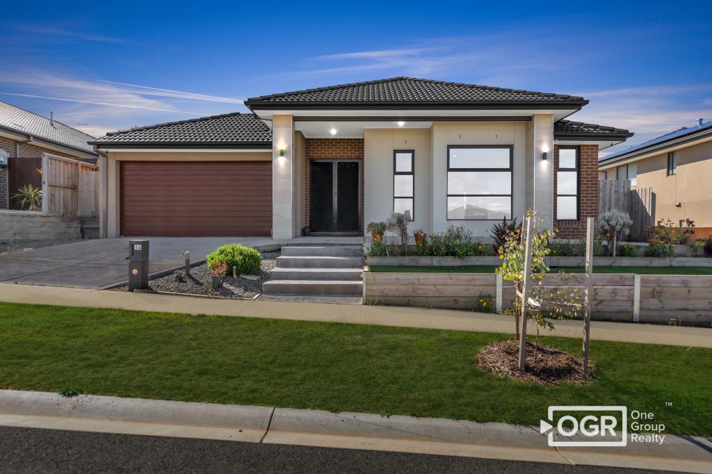 14 LILAC ST, WALLAN, VIC 3756