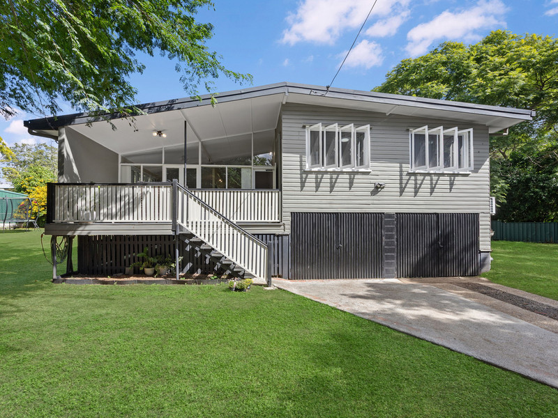 27a Margaret St, Silkstone, QLD 4304