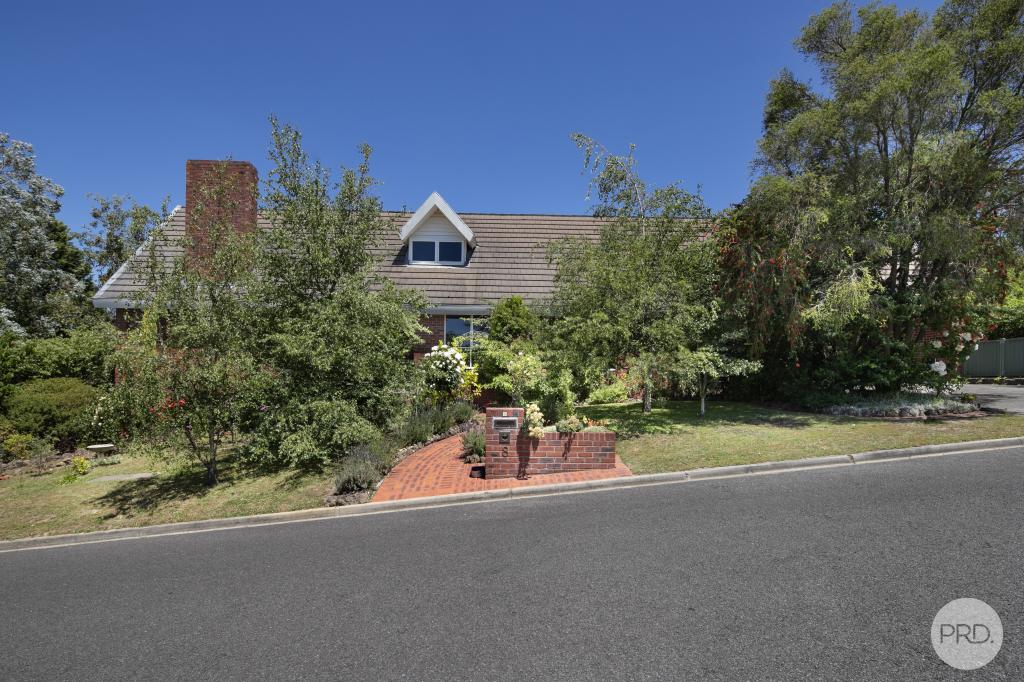 8 Barrington Ct, Mount Clear, VIC 3350