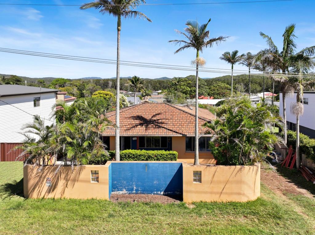 1547 & 1547a Ocean Dr, Lake Cathie, NSW 2445