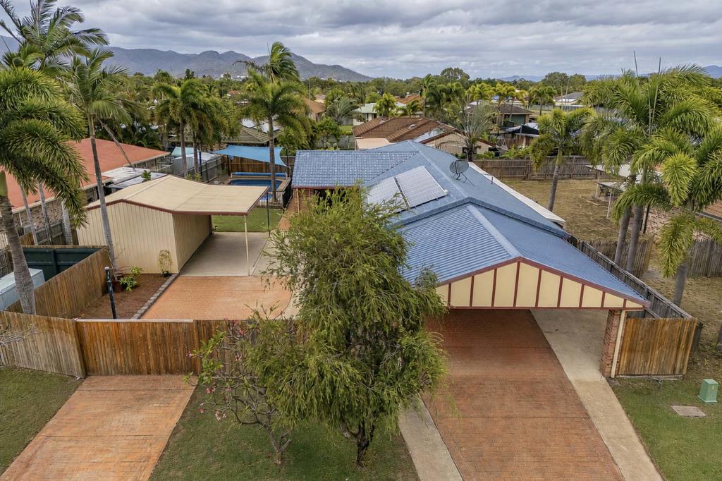 10 SHEPERD CCT, KIRWAN, QLD 4817
