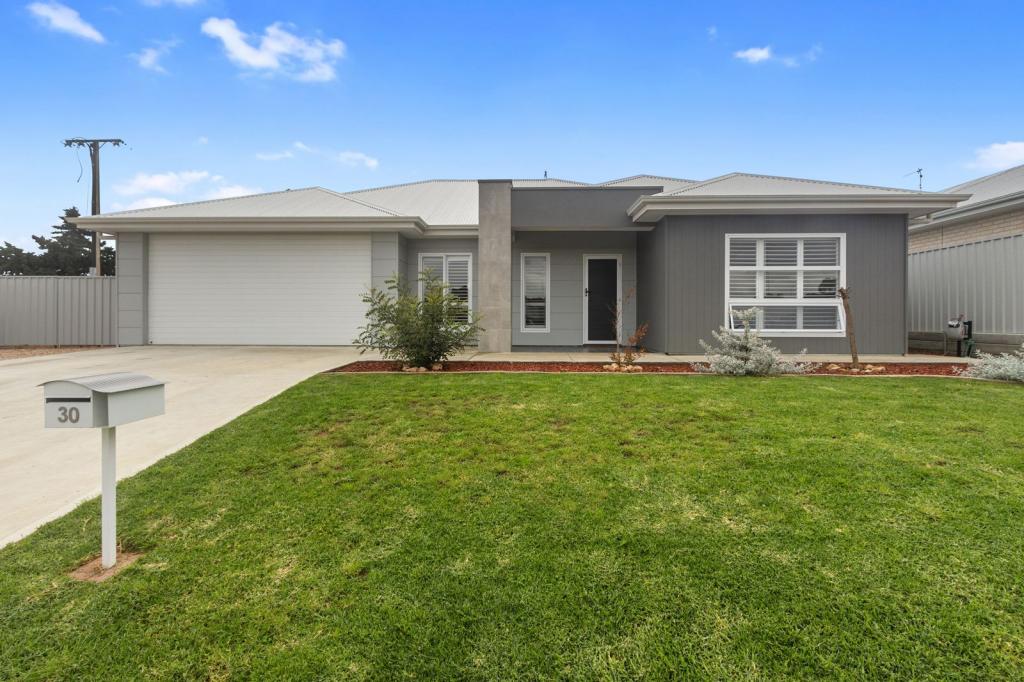 30 Martin St, Moonta Bay, SA 5558