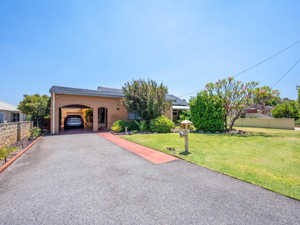 17 CLANCY WAY, THORNLIE, WA 6108