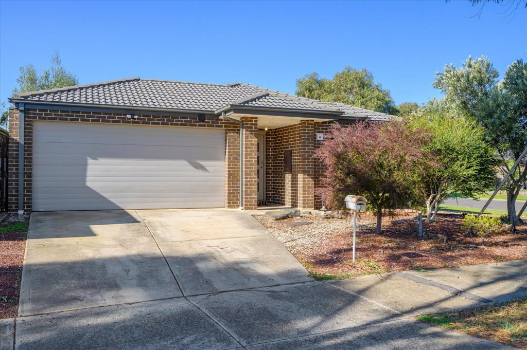 2 Hollybrook St, Melton South, VIC 3338