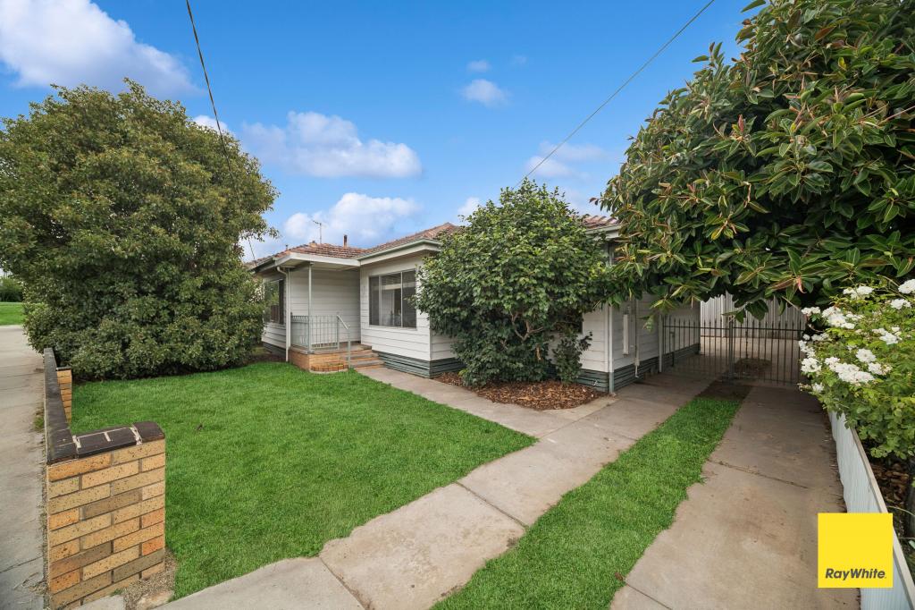 11 Kinross St, Long Gully, VIC 3550