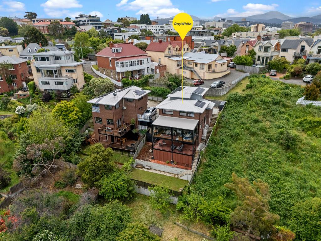 2/3A CRELIN ST, BATTERY POINT, TAS 7004