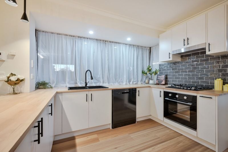 8 Esperance St, Northam, WA 6401