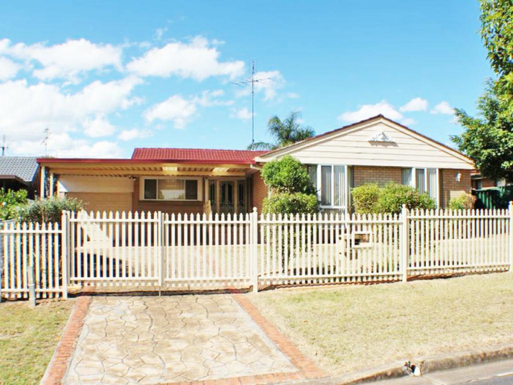 52 Wardell Dr, South Penrith, NSW 2750