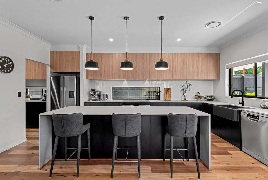 Contact Agent For Address, Coopers Plains, QLD 4108