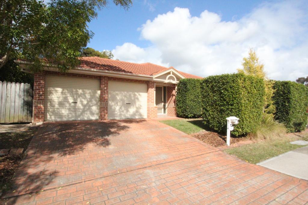 10 Delfin Dr, Wattle Grove, NSW 2173