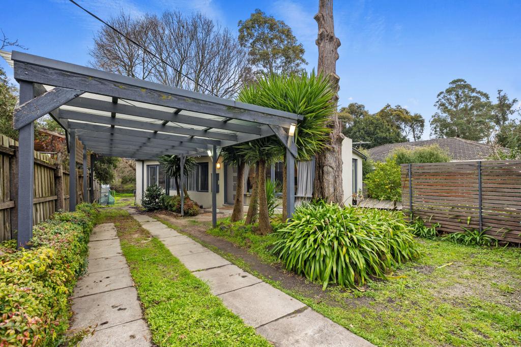 17 Kalinda Rd, Croydon, VIC 3136