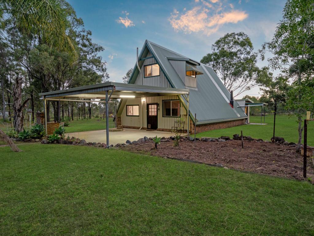 114 Mahons Rd, Coominya, QLD 4311