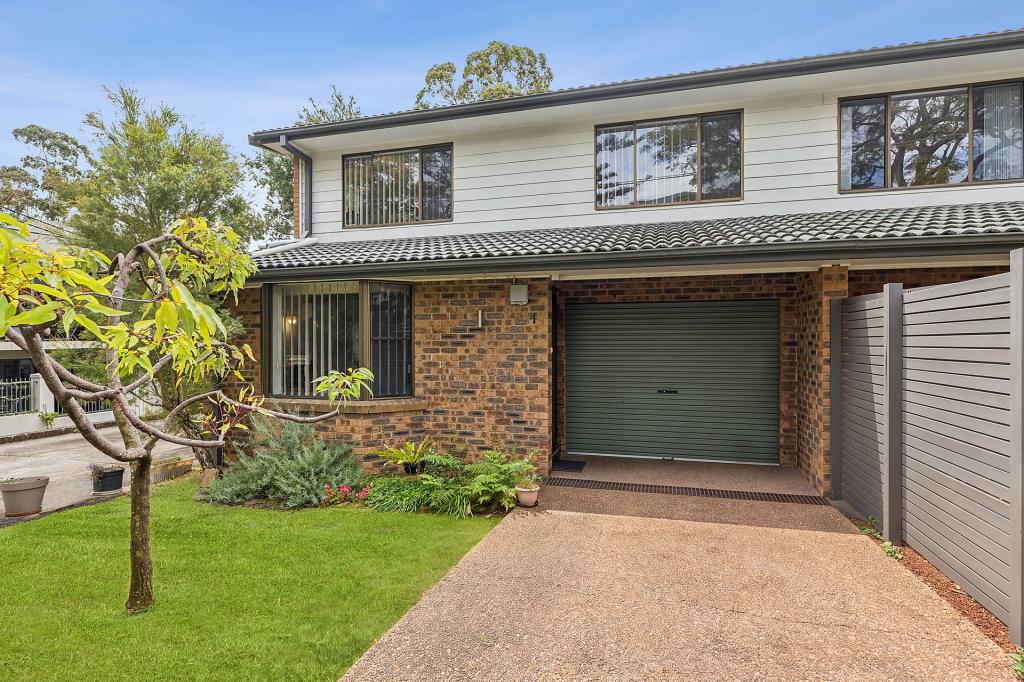 4/150 Albany St, Point Frederick, NSW 2250