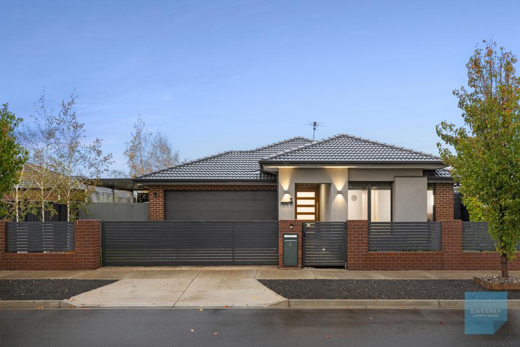 3 IVANA ST, ROCKBANK, VIC 3335