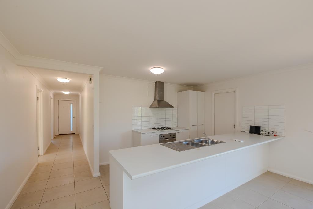 94 Ellswood Cres, Mildura, VIC 3500
