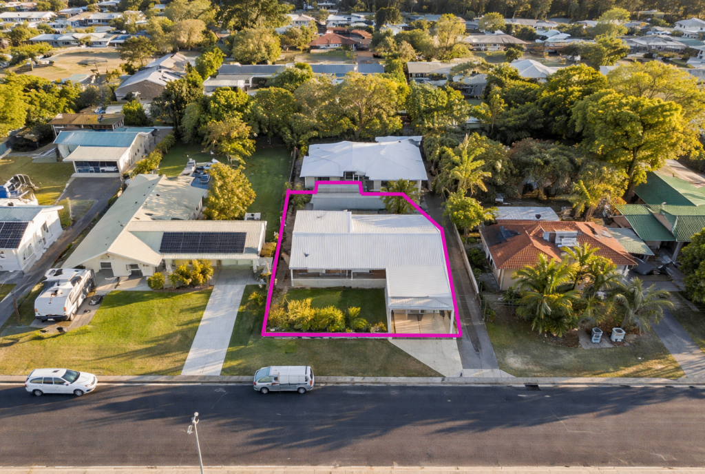 1/7 DEBRA CT, URANGAN, QLD 4655