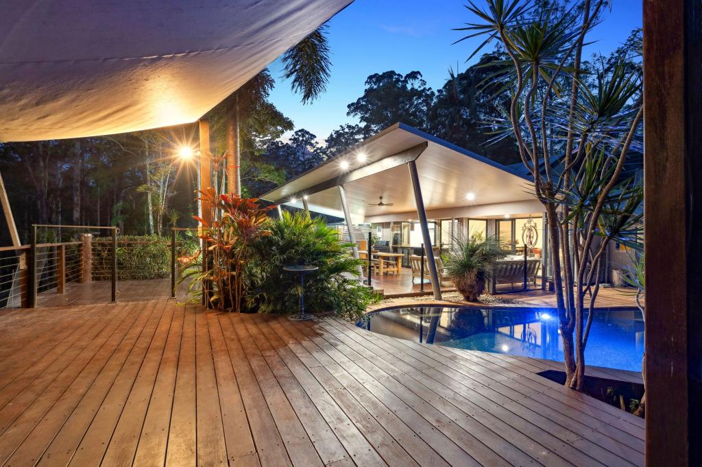 12 Intrigue Ct, Guanaba, QLD 4210